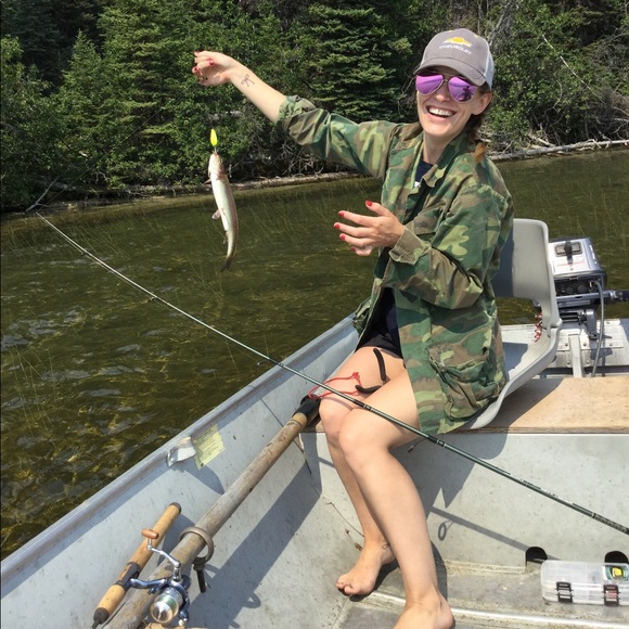 Meet your Posher, Lisa - Picture 3 of 7